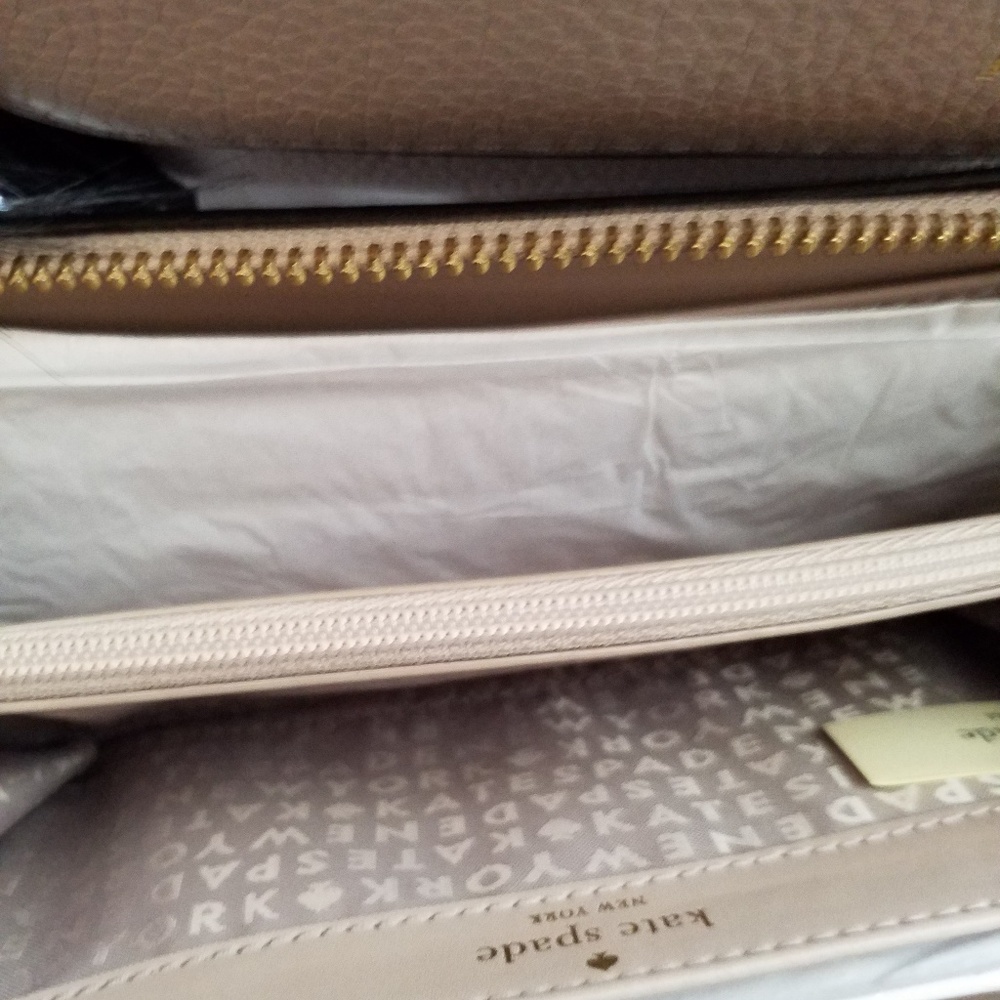 Kate Spade - Picture 4 of 6